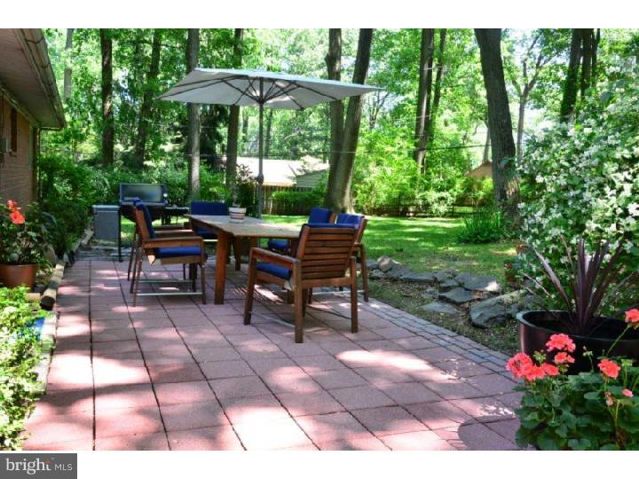 502 Fletcher Road Wayne, PA 19087 - Photo 4 of 23