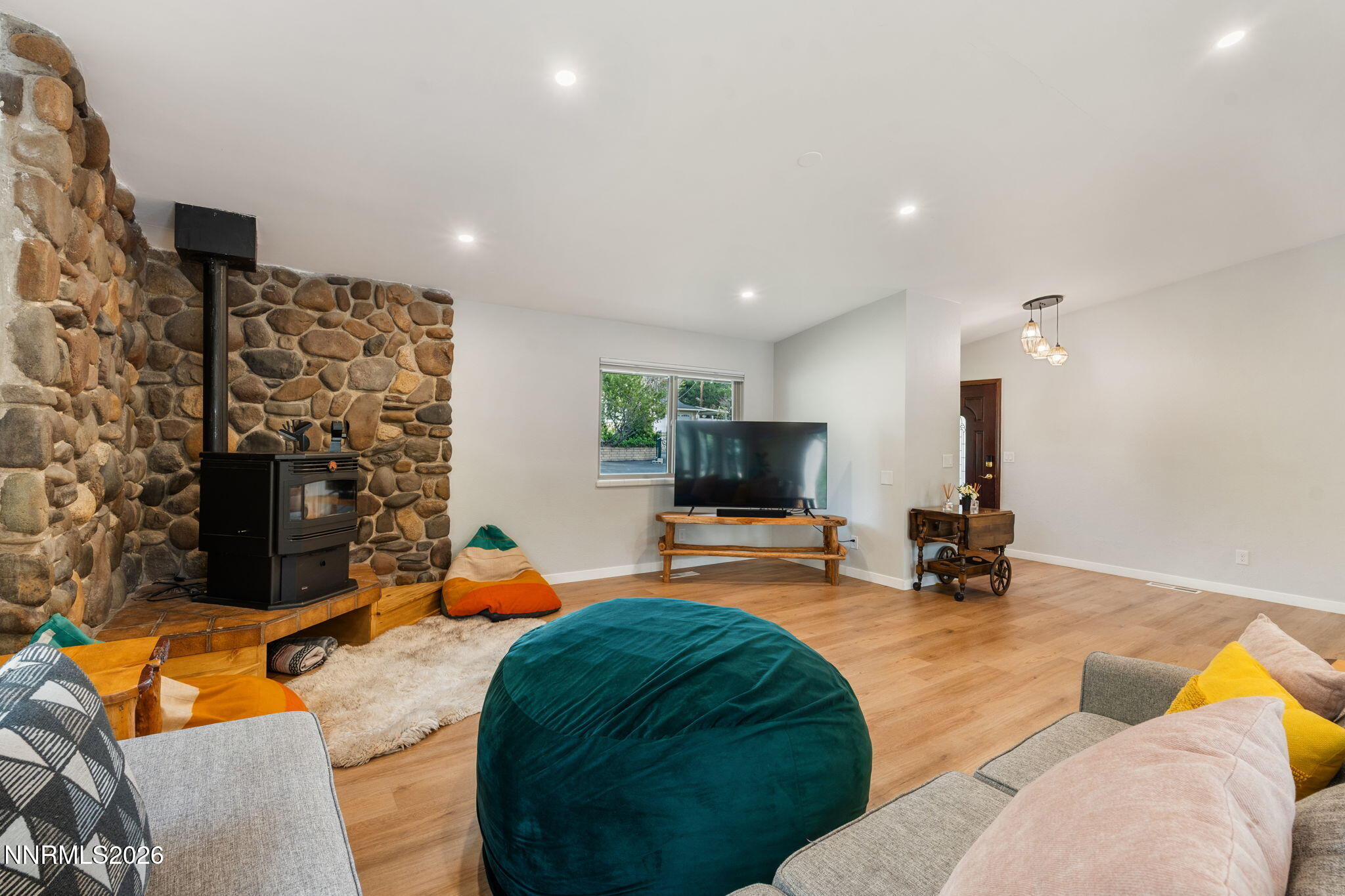 20980 Eaton Road Reno, NV 89521 - Photo 12 of 53 13-web-or-mls-DSC05746