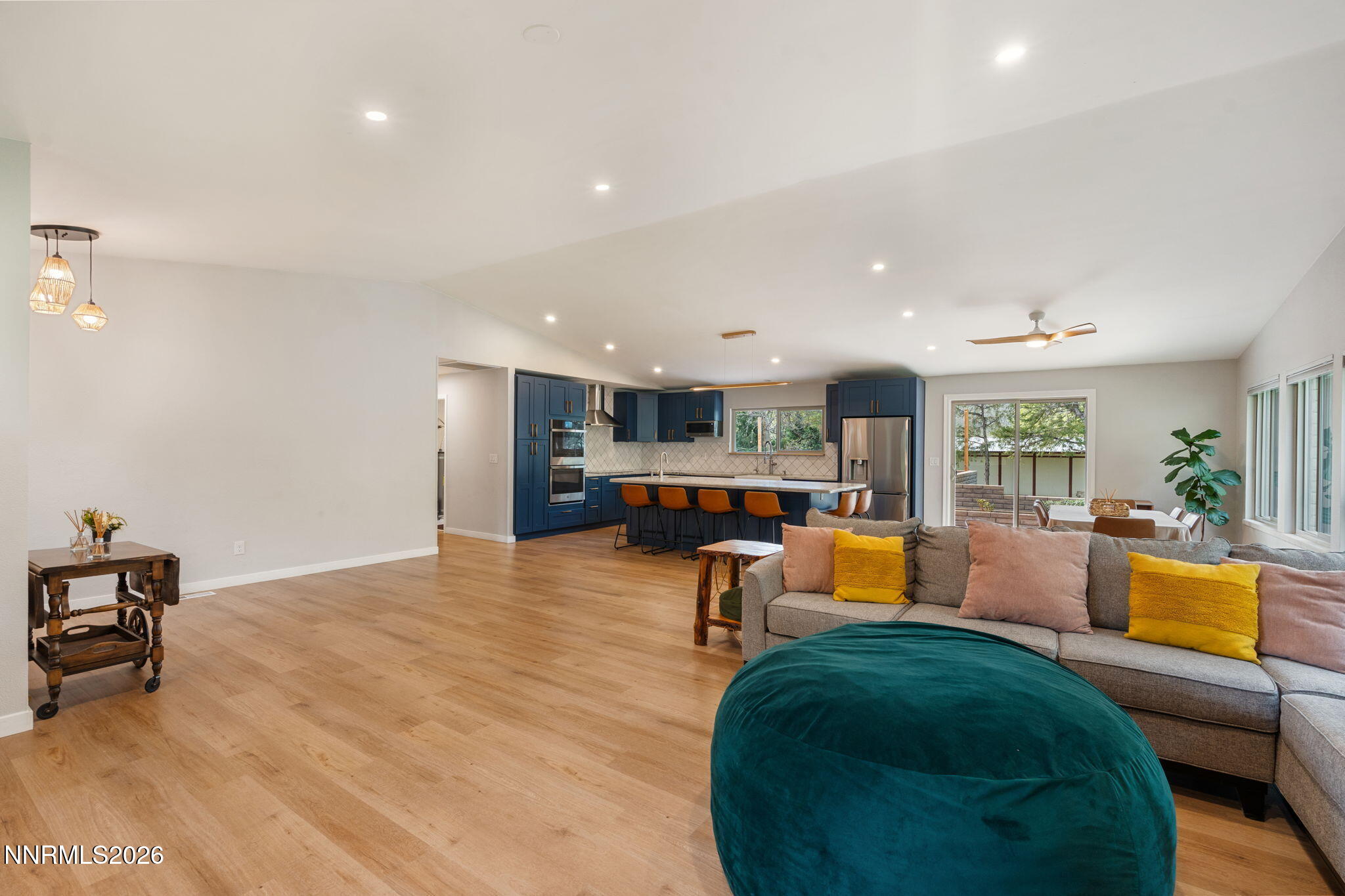 20980 Eaton Road Reno, NV 89521 - Photo 13 of 53 14-web-or-mls-DSC05761