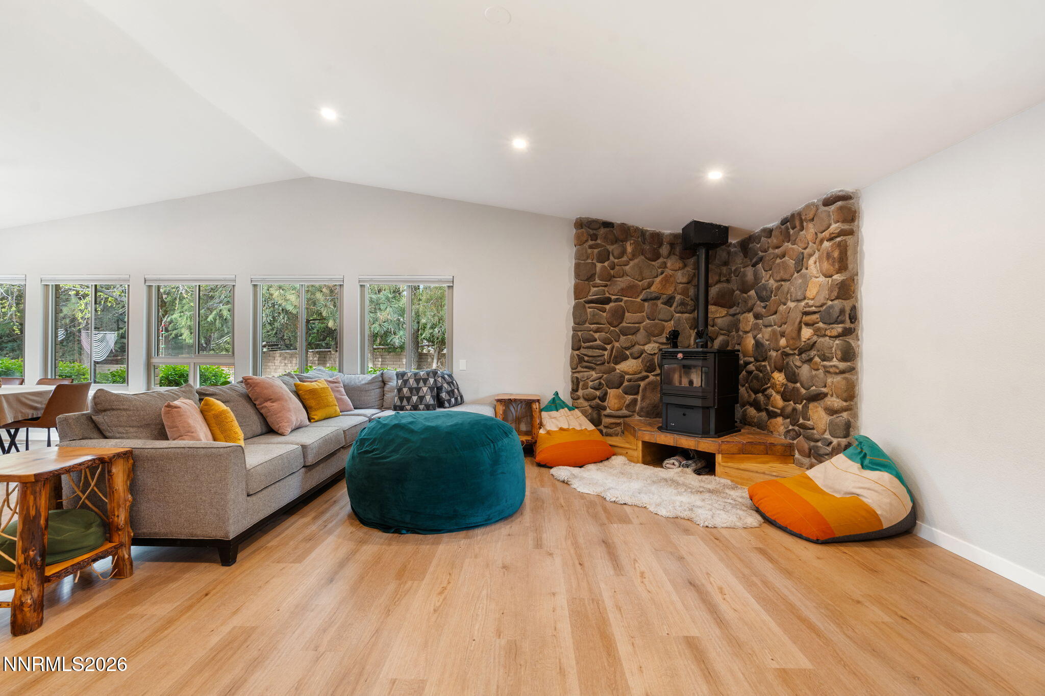 20980 Eaton Road Reno, NV 89521 - Photo 14 of 53 15-web-or-mls-DSC05741