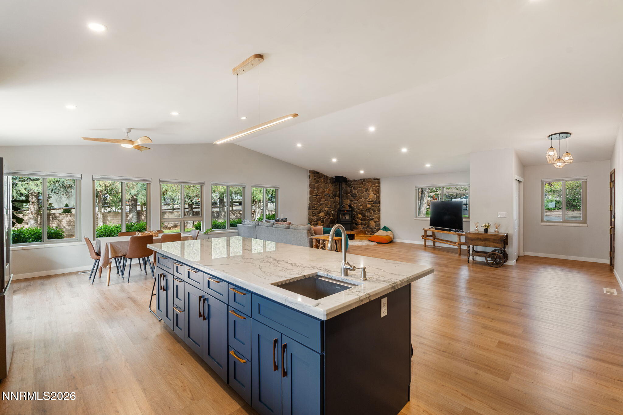 20980 Eaton Road Reno, NV 89521 - Photo 9 of 53 25-web-or-mls-DSC05786