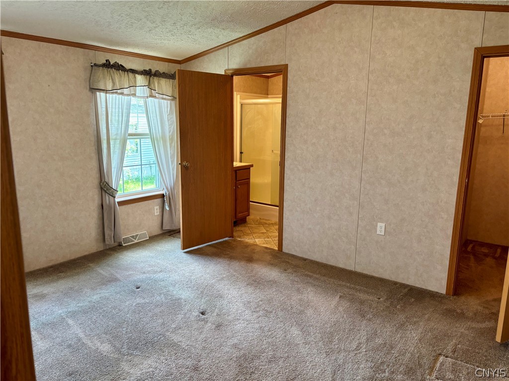 54 Fairport Road Manlius, NY 13104 - Photo 11 of 25 Primary bedroom