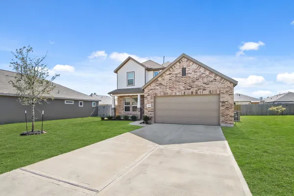 $269,900 | 30311 Kingston Heath Drive, Cleveland, TX 77327