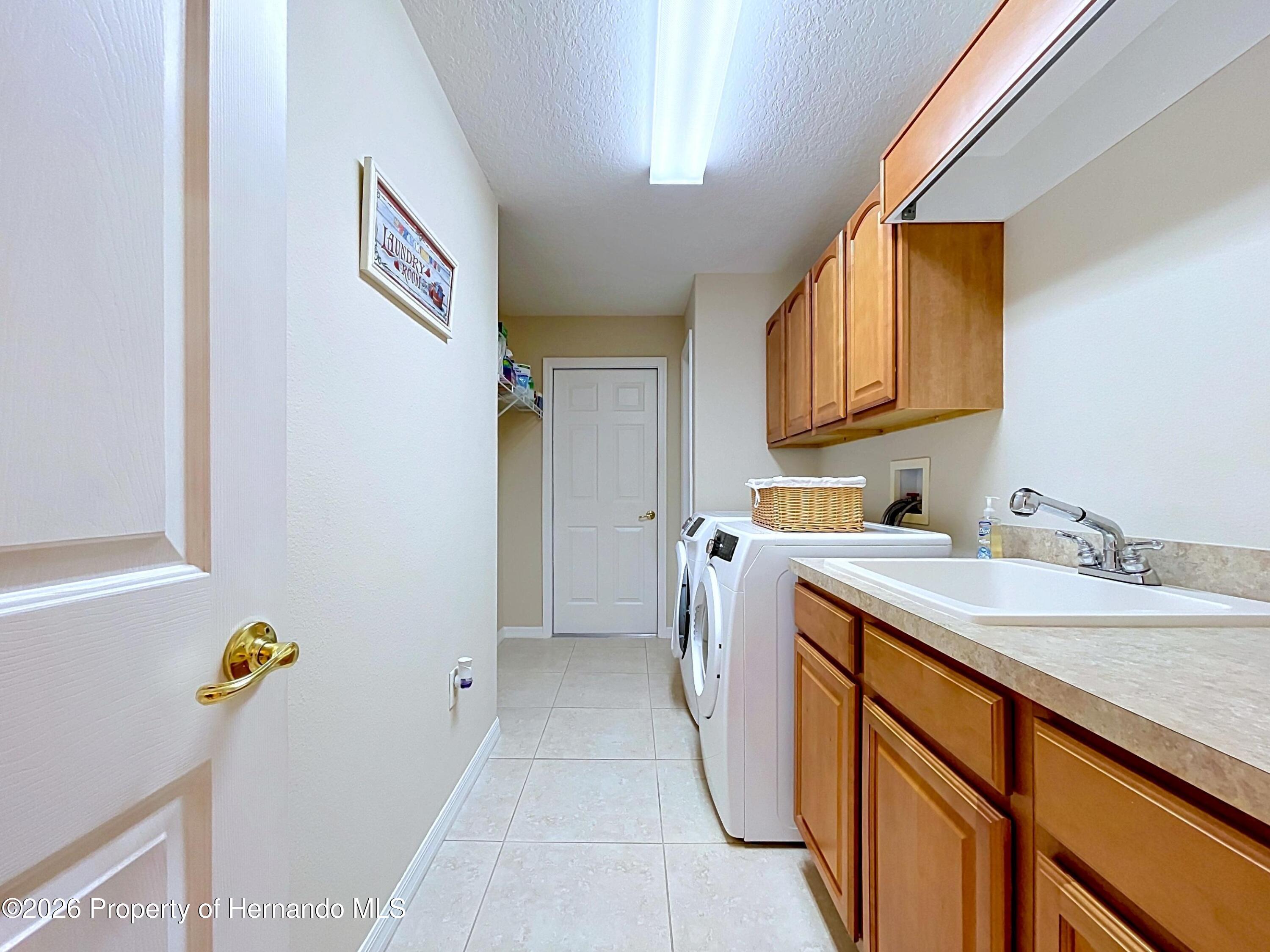 10333 Ridge Top Loop Weeki Wachee, FL 34613 - Photo 52 of 65