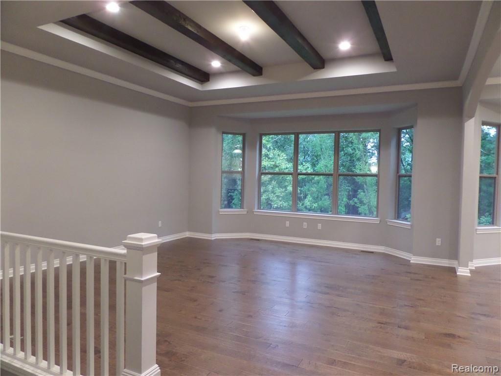 805 Balsam Circle Rochester Hills, MI 48307 - Photo 5 of 20