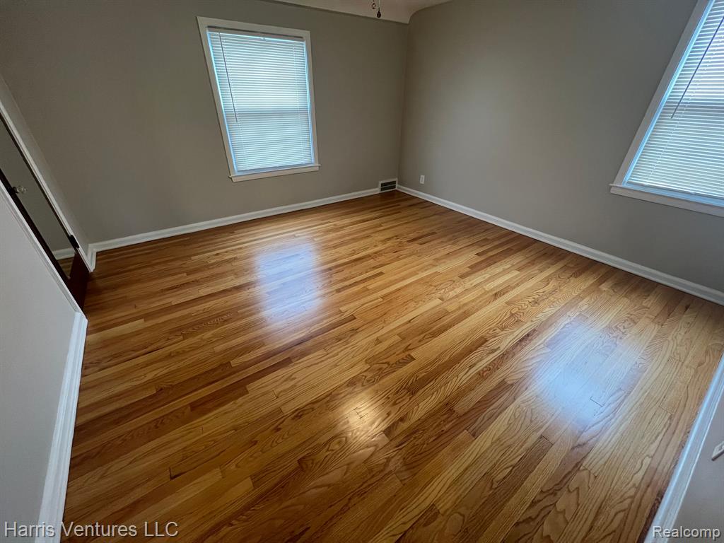 21700-06 Moross Road Grosse Pointe, MI 48236 - Photo 11 of 15