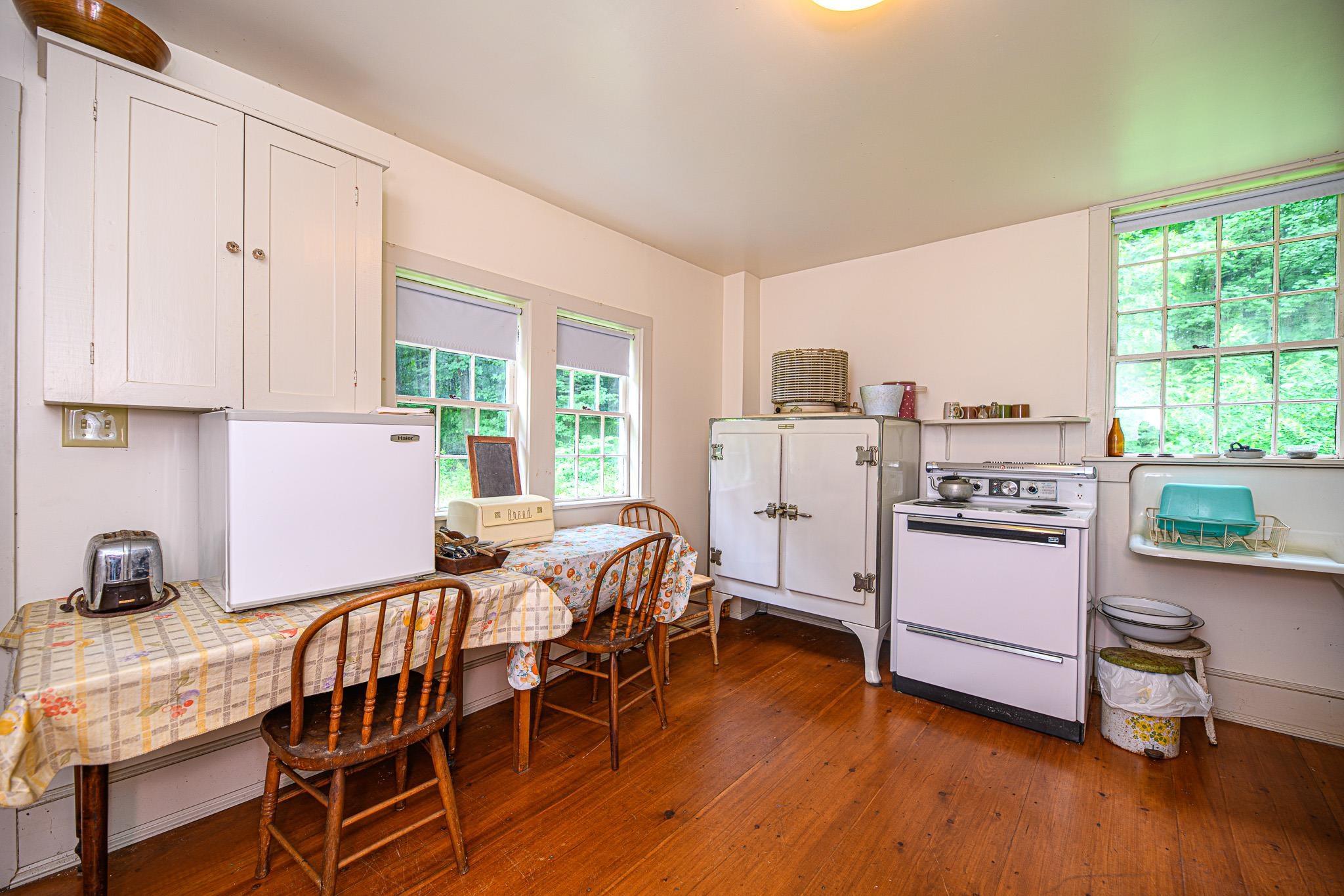 92 Exeter Road Newfields, NH 03856 - Photo 3 of 34