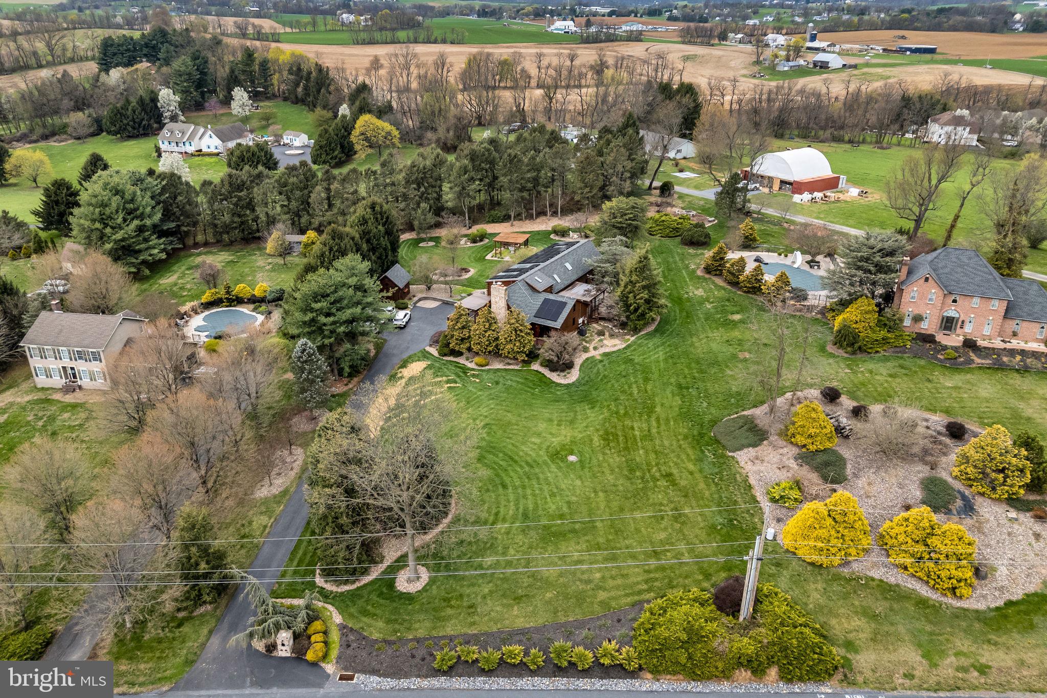 254 Stuart Road Carlisle, PA 17015 - Photo 6 of 101