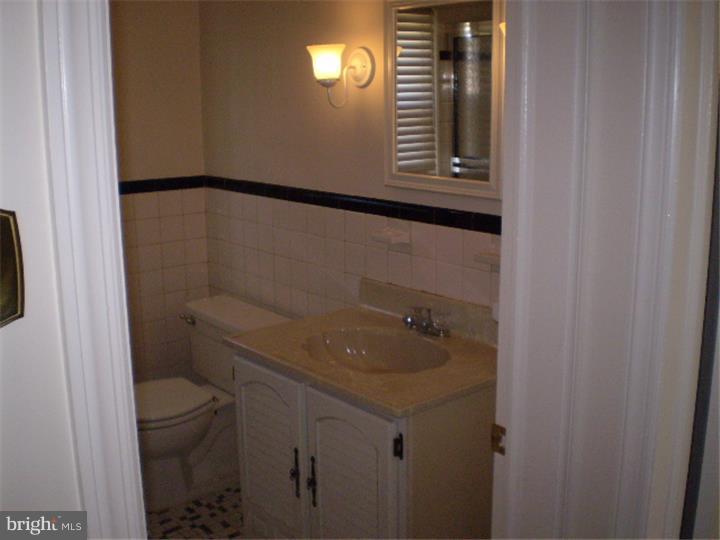 22 Curtis Road Springfield, PA 19064 - Photo 14 of 23