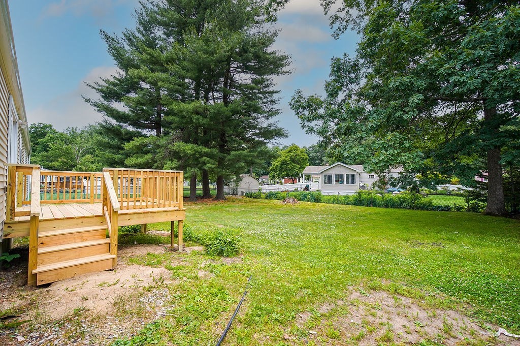 24 Lavender Lane Springfield, MA 01129 - Photo 2 of 32 Gallery Image 2