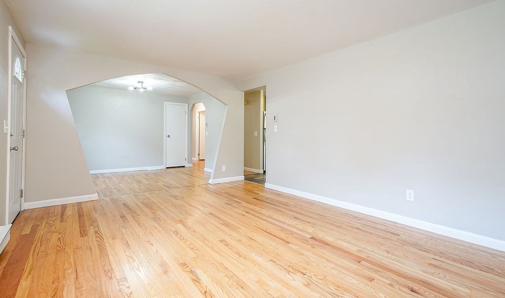 24 Lavender Lane Springfield, MA 01129 - Photo 8 of 32 Gallery Image 8