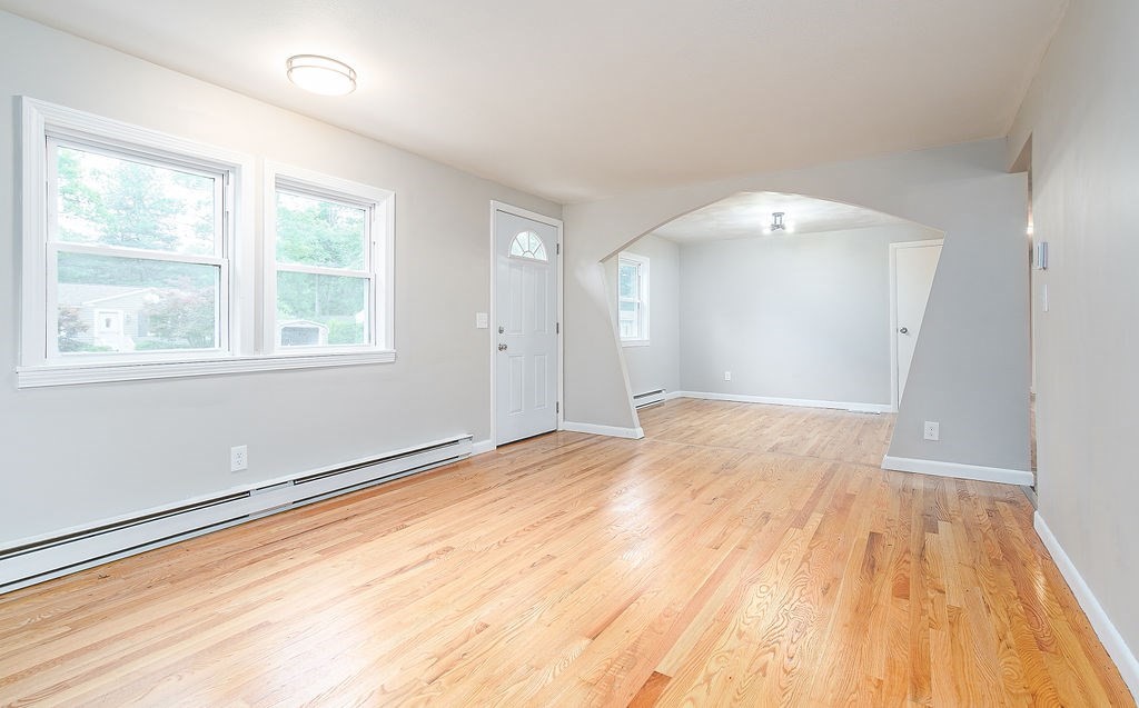 24 Lavender Lane Springfield, MA 01129 - Photo 9 of 32 Gallery Image 9