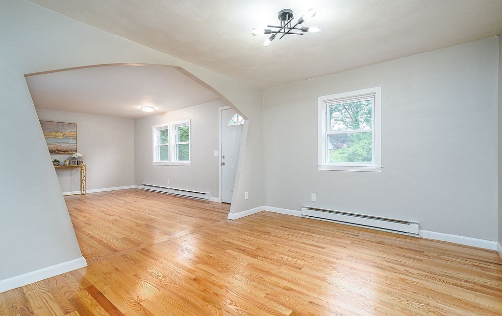24 Lavender Lane Springfield, MA 01129 - Photo 10 of 32 Gallery Image 10