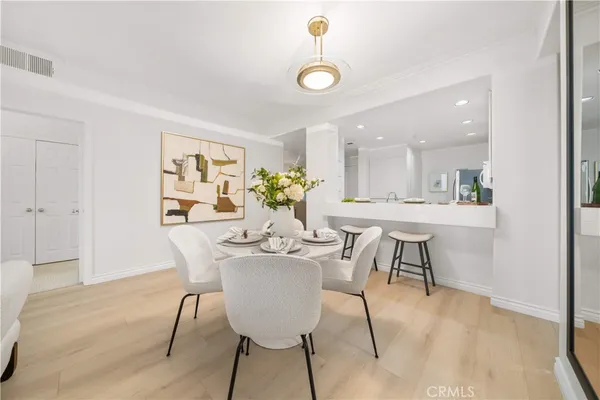 $829,000 | 2233 Martin, Unit 204, Irvine, CA 92612