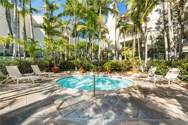 $829,000 | 2233 Martin, Unit 204, Irvine, CA 92612