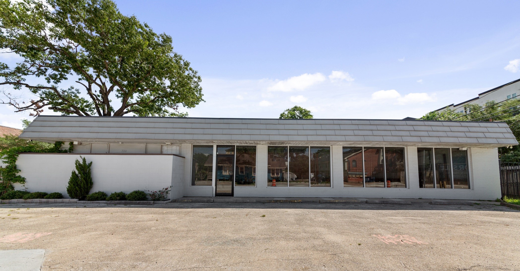 722 Durham Drive Houston, TX 77007 - Photo 4 of 19