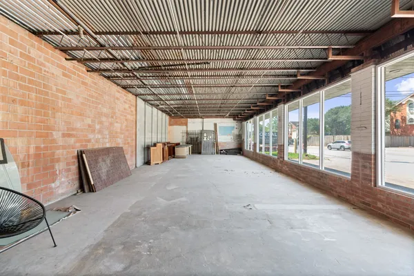 $899,000 | 722 Durham Drive, Houston, TX 77007