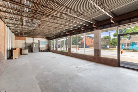 $999,999 | 722 Durham Drive, Houston, TX 77007