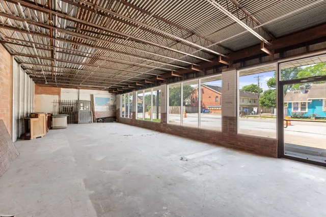 $899,000 | 722 Durham Drive, Houston, TX 77007