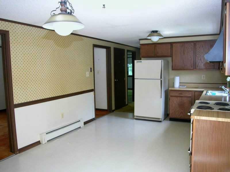 171 Southside Road York, ME 03909 - Photo 5 of 13 Kitchen.