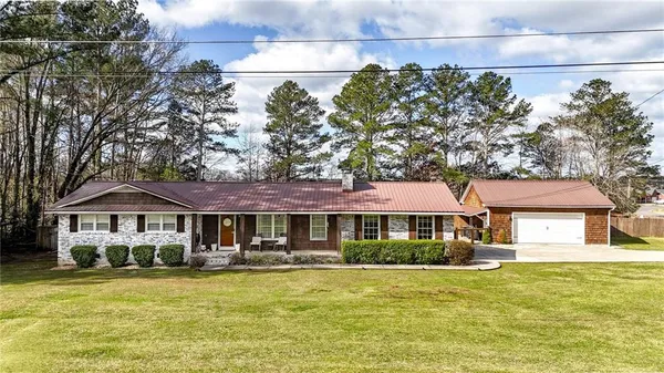 $369,900 | 189 Blackwood Court Southeast, Calhoun, GA 30701