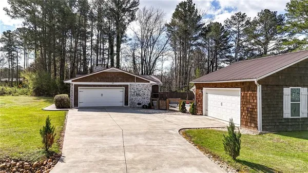 $369,900 | 189 Blackwood Court Southeast, Calhoun, GA 30701