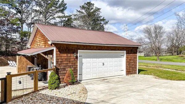 $369,900 | 189 Blackwood Court Southeast, Calhoun, GA 30701