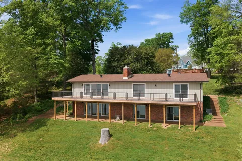 $1,599,900 | 109 The Landings, Hendersonville, TN 37075