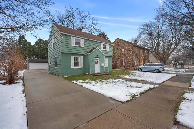 $268,900 | 71 South Blackhawk Street, Janesville, WI 53545