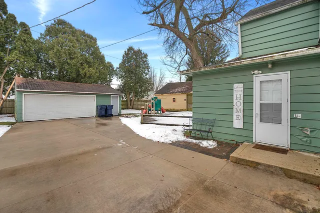 $268,900 | 71 South Blackhawk Street, Janesville, WI 53545