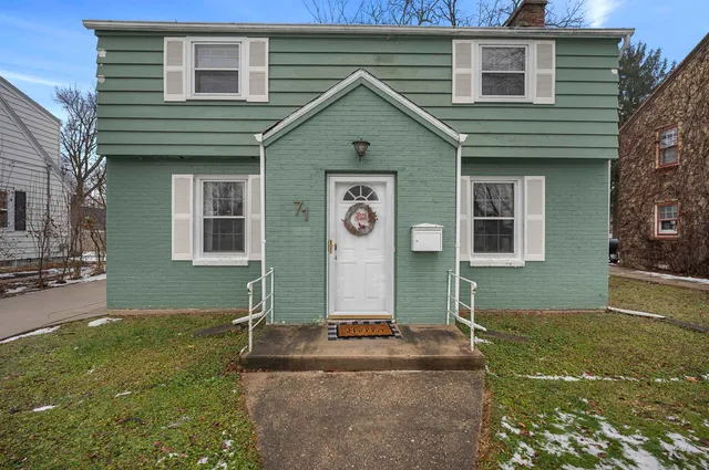 $268,900 | 71 South Blackhawk Street, Janesville, WI 53545