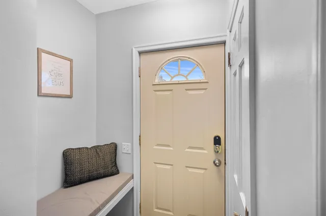 $268,900 | 71 South Blackhawk Street, Janesville, WI 53545