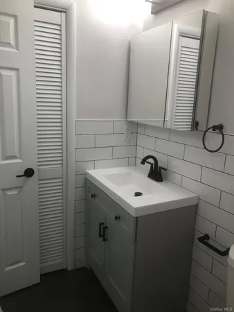 $2,600 | 85 North Middletown Road, Unit A7, Nanuet, NY 10954