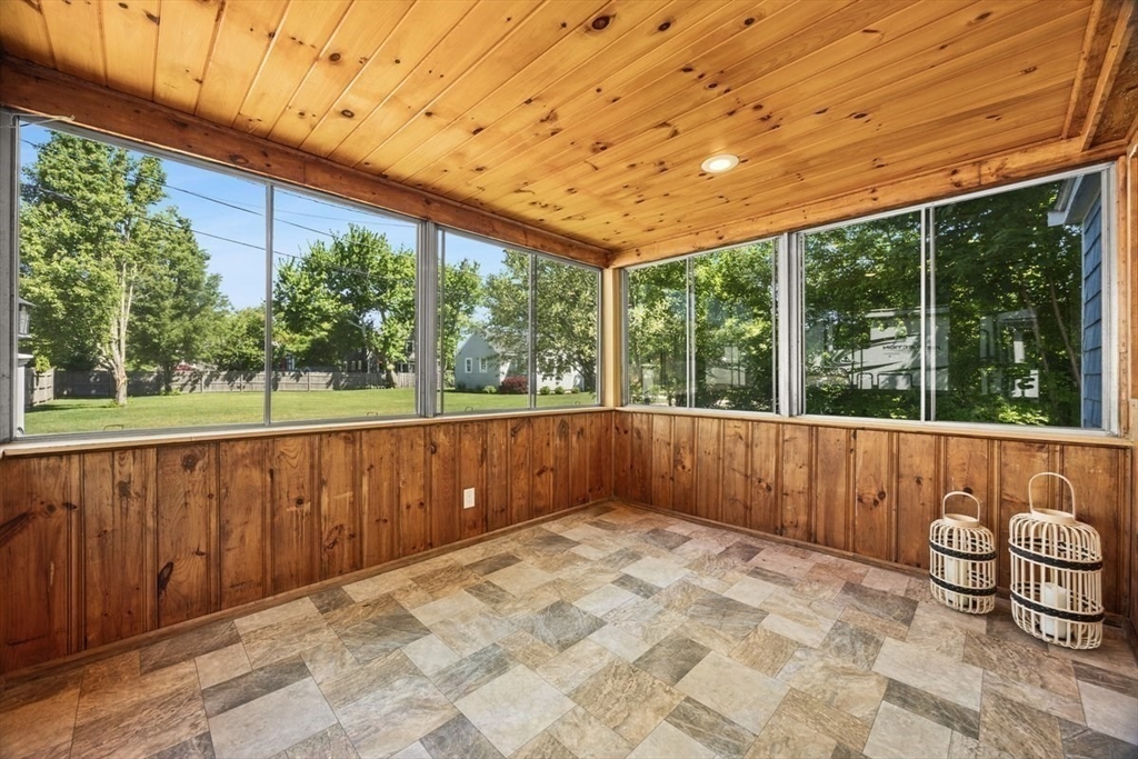 111 Hartford Road Marshfield, MA 02050 - Photo 6 of 24