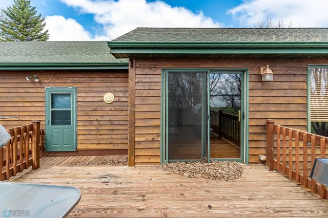 $399,999 | 23898 324th Avenue, Underwood, MN 56586