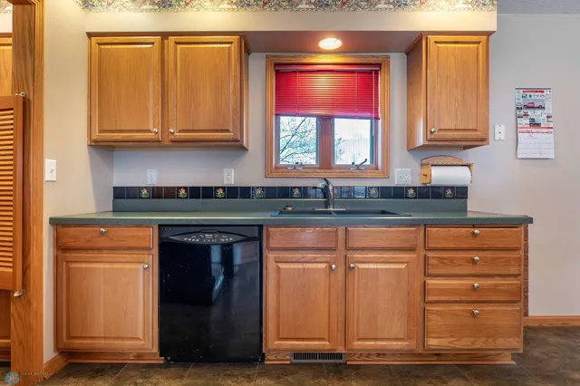 $399,999 | 23898 324th Avenue, Underwood, MN 56586