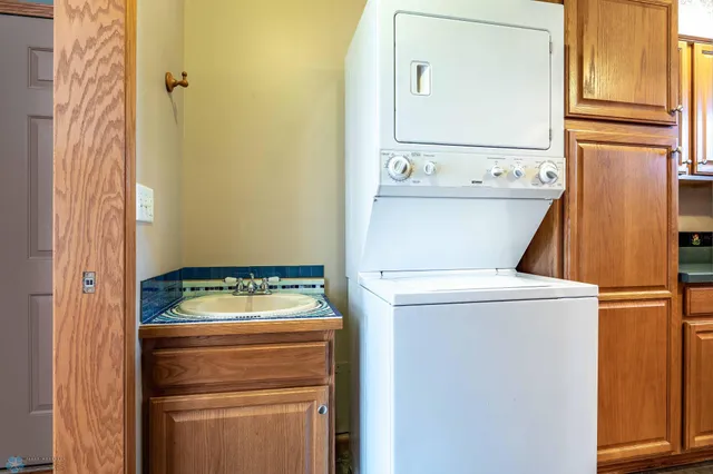 $399,999 | 23898 324th Avenue, Underwood, MN 56586