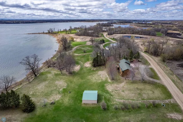 $399,999 | 23898 324th Avenue, Underwood, MN 56586