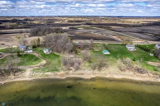 $399,999 | 23898 324th Avenue, Underwood, MN 56586