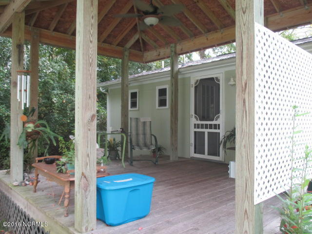 2420 Mayberry Loop Road Morehead City, NC 28557 - Photo 3 of 18 IMG_1947