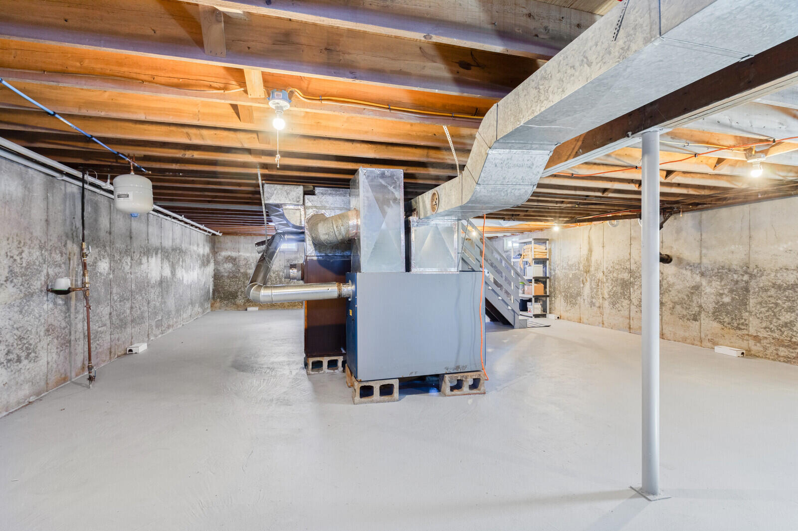 355 Center Road Fairfield, ME 04937 - Photo 34 of 49 24_BP5A0106_mls