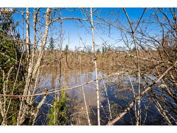 $1,100,000 | 400 Northwest Riverpark Place, Canby, OR 97013