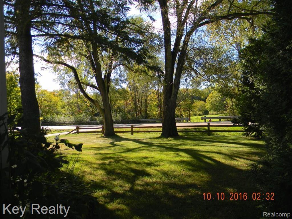 21185 Waltz Road New Boston, MI 48164 - Photo 27 of 33 DSCN3234.JPG