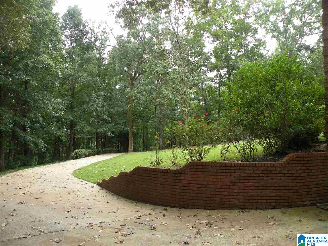 1100 Pine Ridge Circle Sylacauga, AL 35150 - Photo 31 of 35