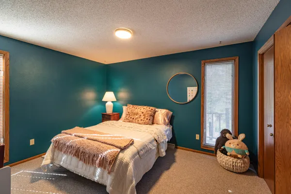 $639,900 | 7030 Birchwood Drive, La Crescent, MN 55947