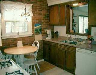 1133 Robinson Road Pittsburgh, PA 15237 - Photo 2 of 8 Kitchen.