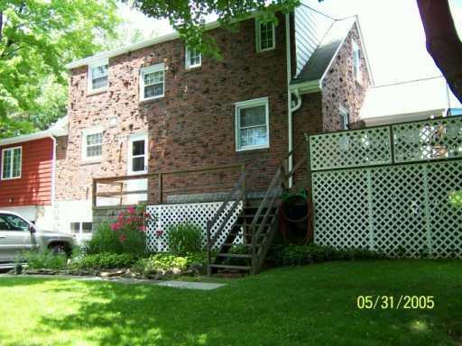 1133 Robinson Road Pittsburgh, PA 15237 - Photo 8 of 8 Yard/Garden.