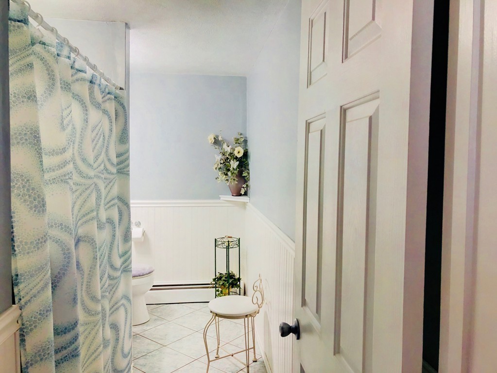 19 Diane Road Peabody, MA 01960 - Photo 12 of 17 Gallery Image 12