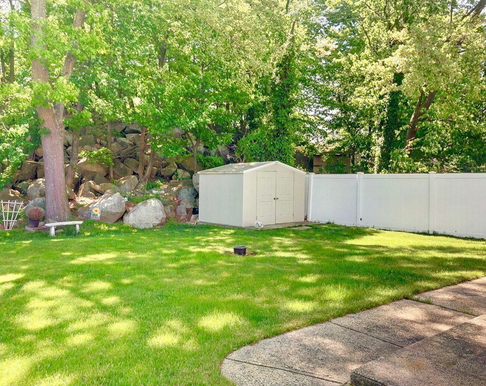 19 Diane Road Peabody, MA 01960 - Photo 15 of 17 Gallery Image 15