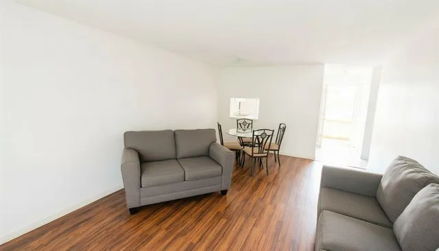 $1,550 | 505 Northwest 177th Street, Unit 210, Miami, FL 33169